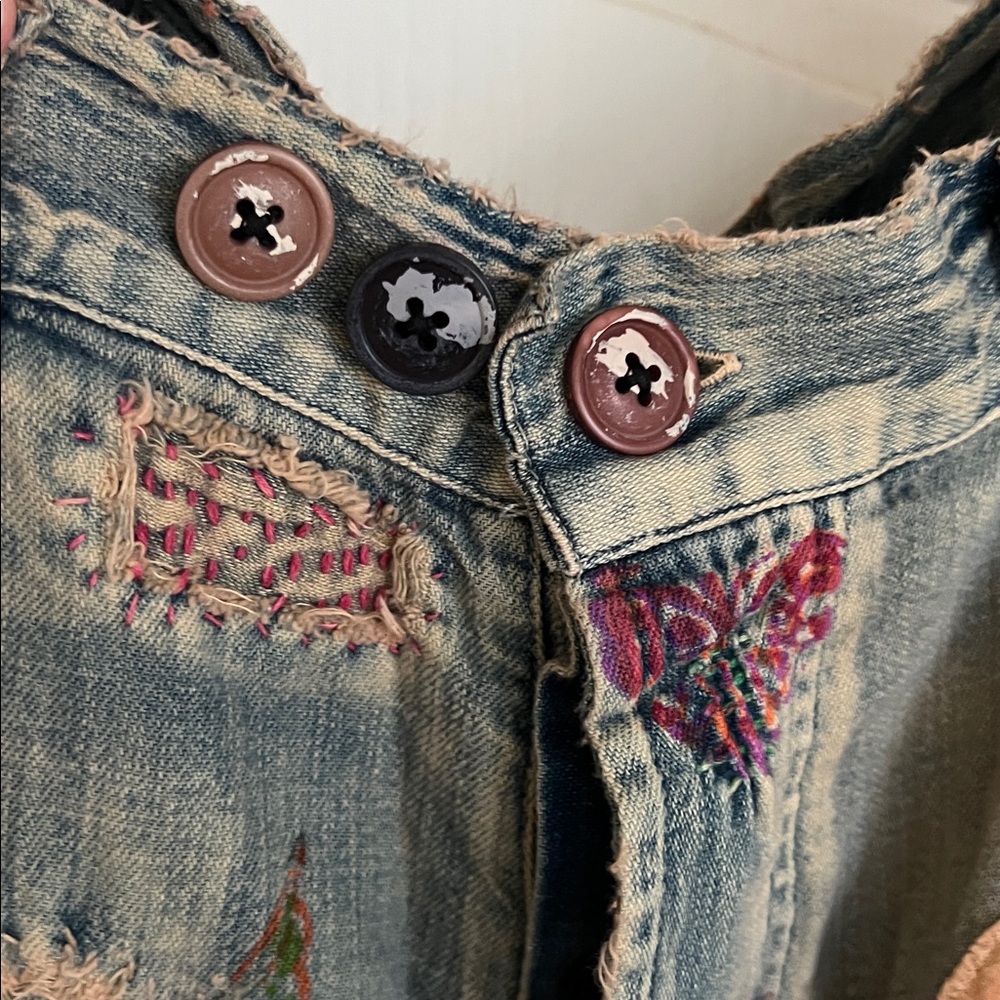 Magnolia Pearl Reverie Jeans - Picture 9 of 14